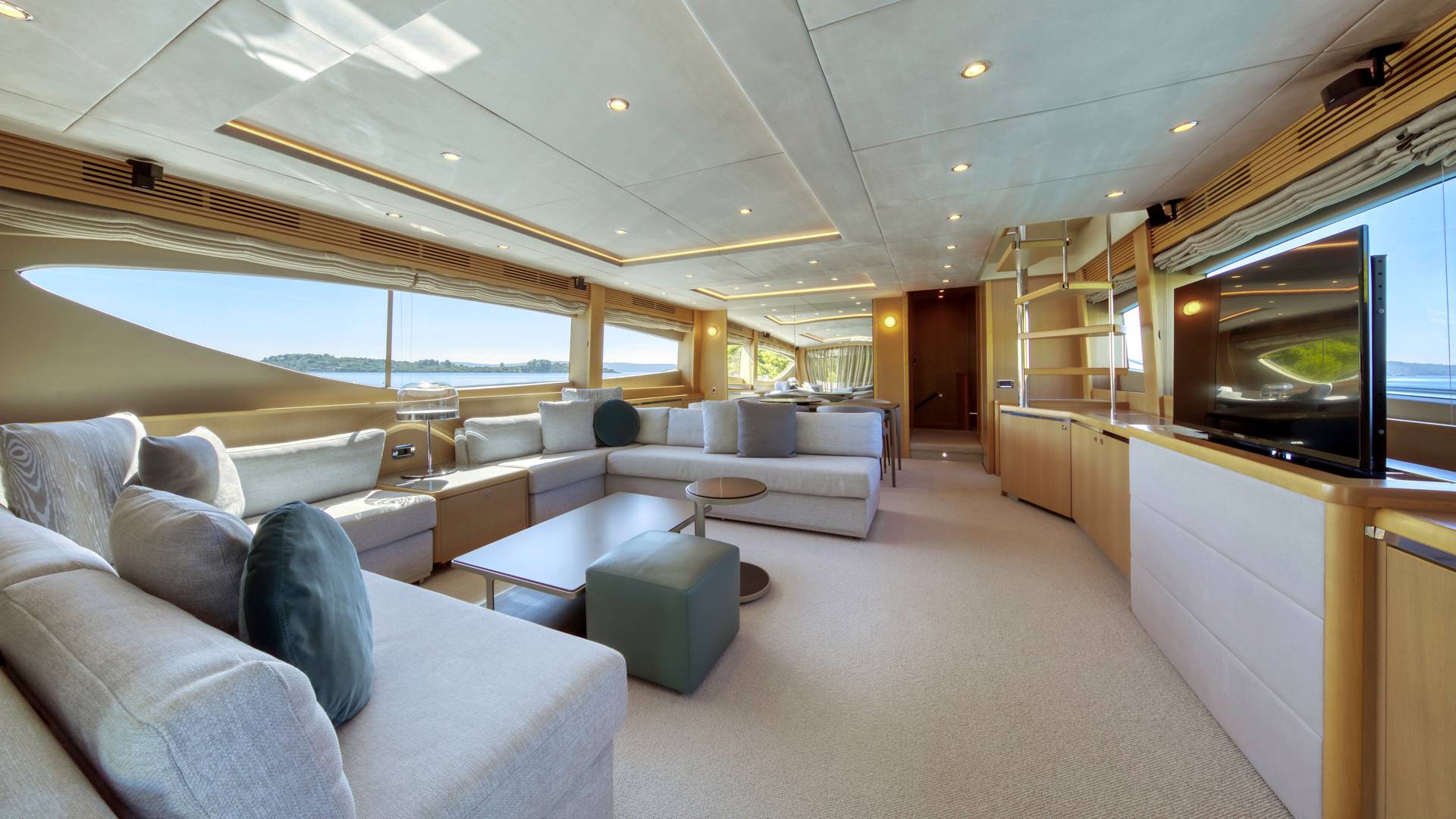 Princess 85 Flybridge - 3
