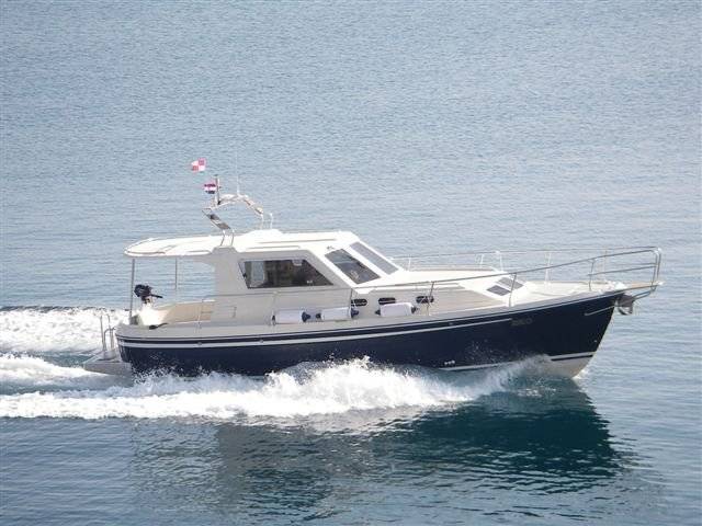 SAS Adria 1002