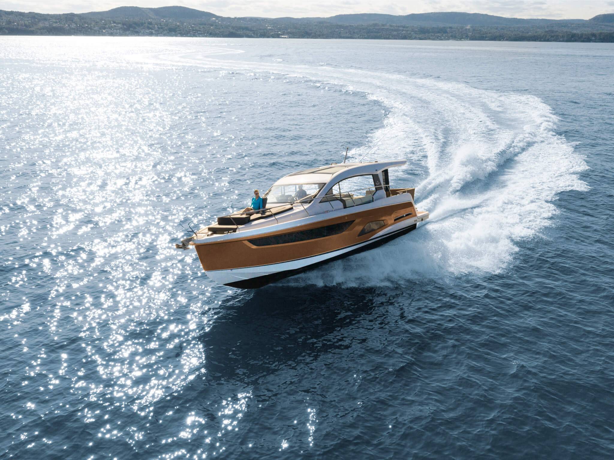 Sealine C390 - 3
