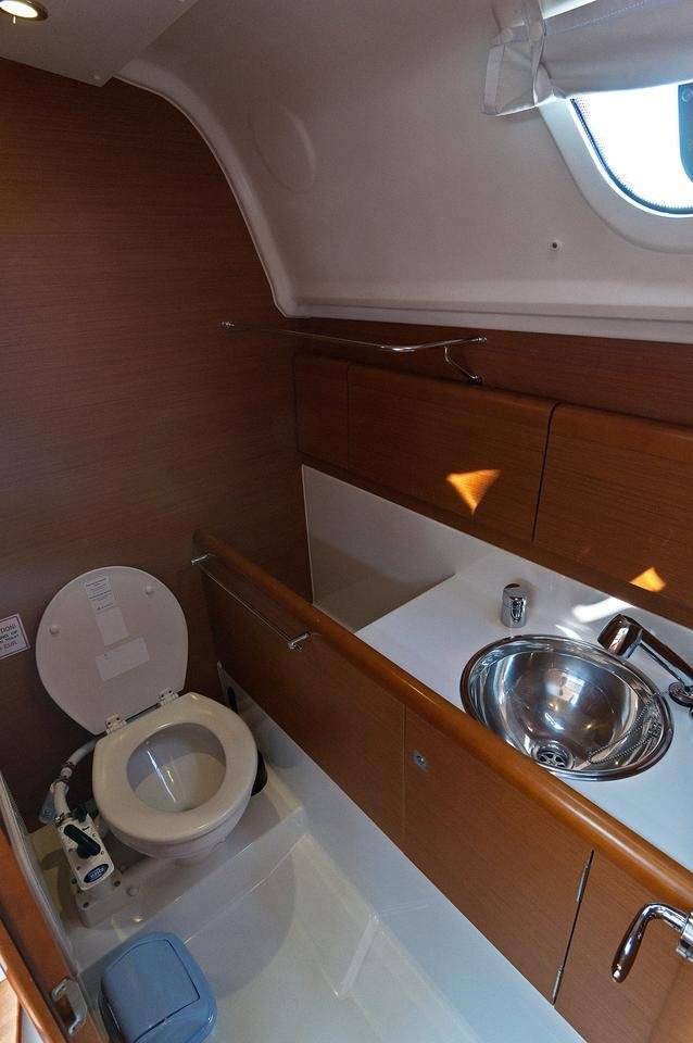 Sun Odyssey 33i - 2
