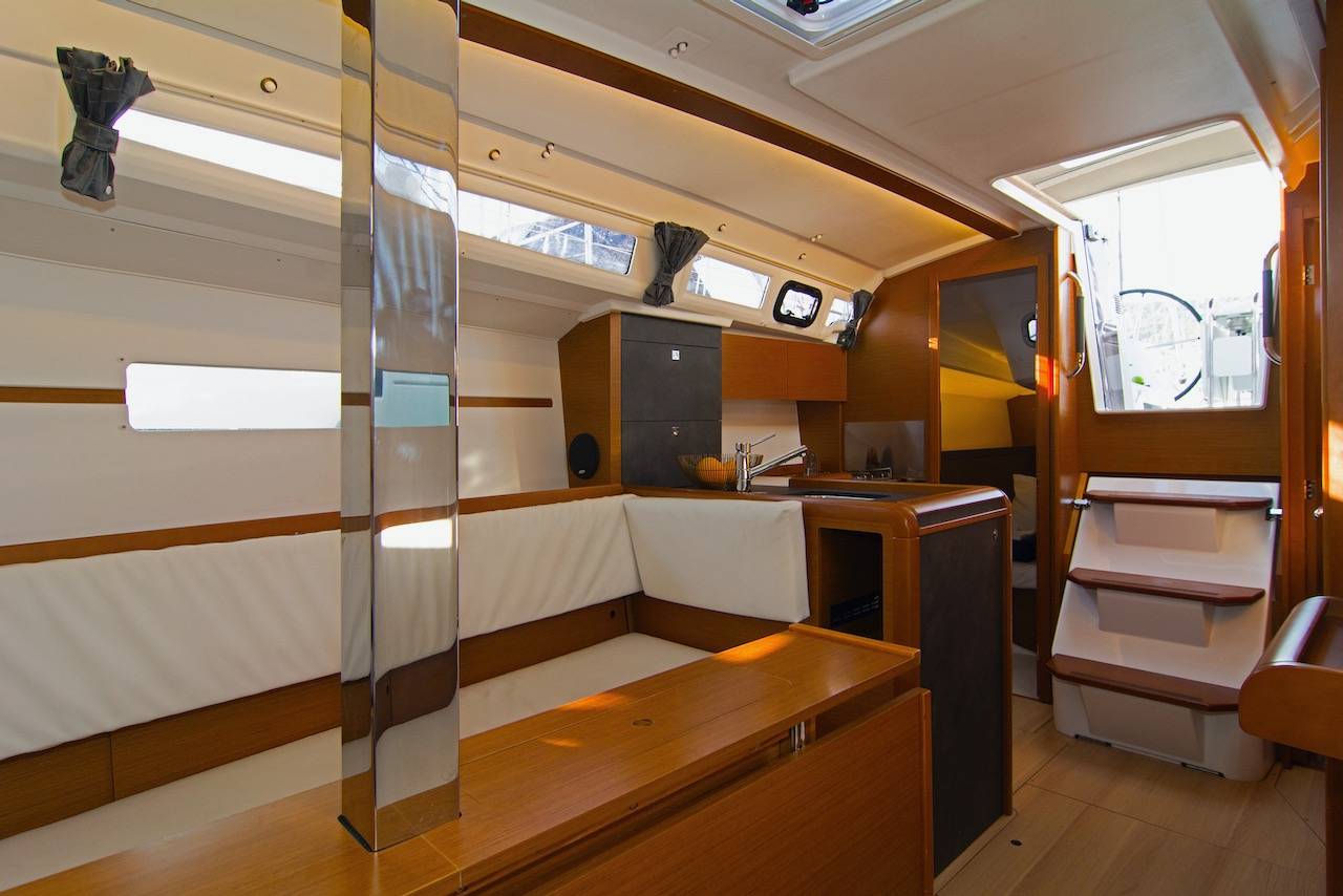 Sun Odyssey 349 - 4