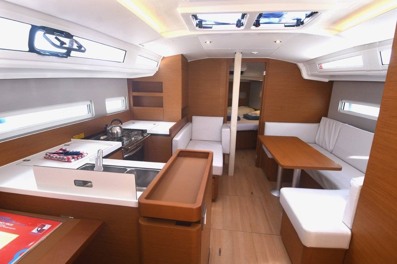 Sun Odyssey 410 - 3