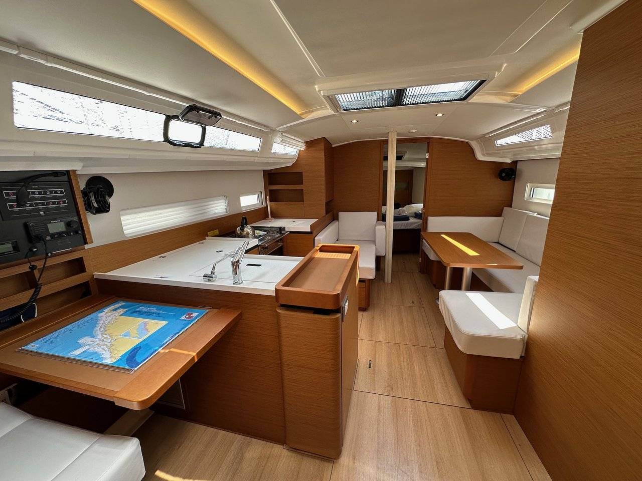 Sun Odyssey 410 - 2