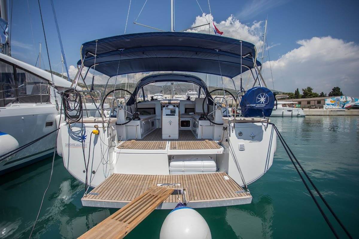 Sun Odyssey 440
