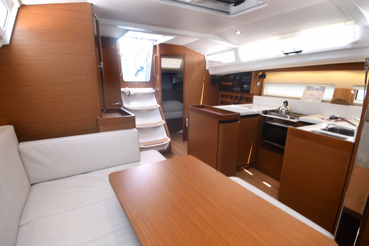 Sun Odyssey 440 - 5
