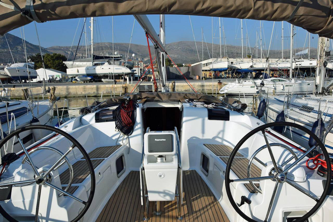 Sun Odyssey 449 - 5