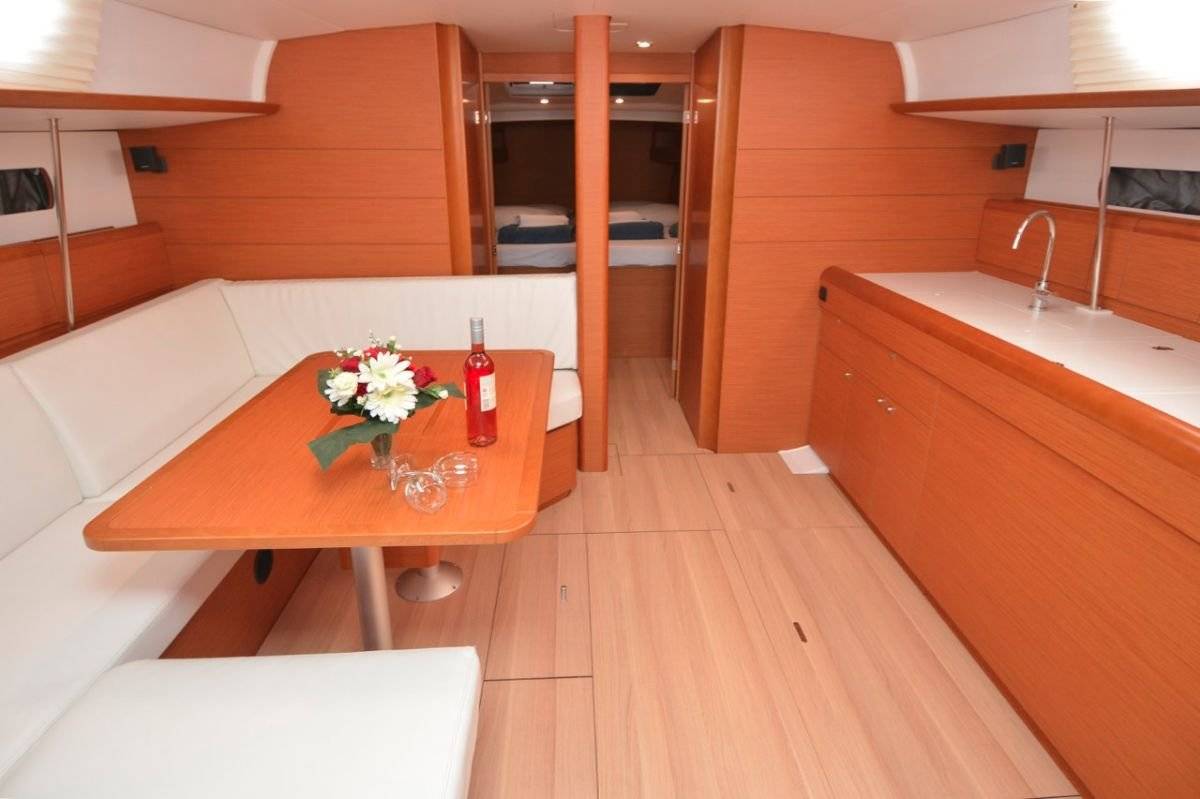 Sun Odyssey 479 - 4