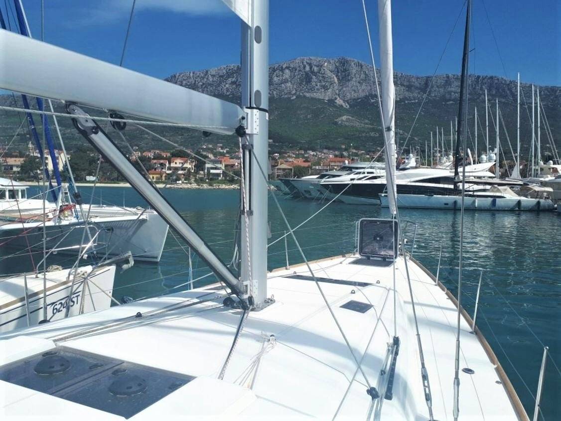 Sun Odyssey 519 - 3