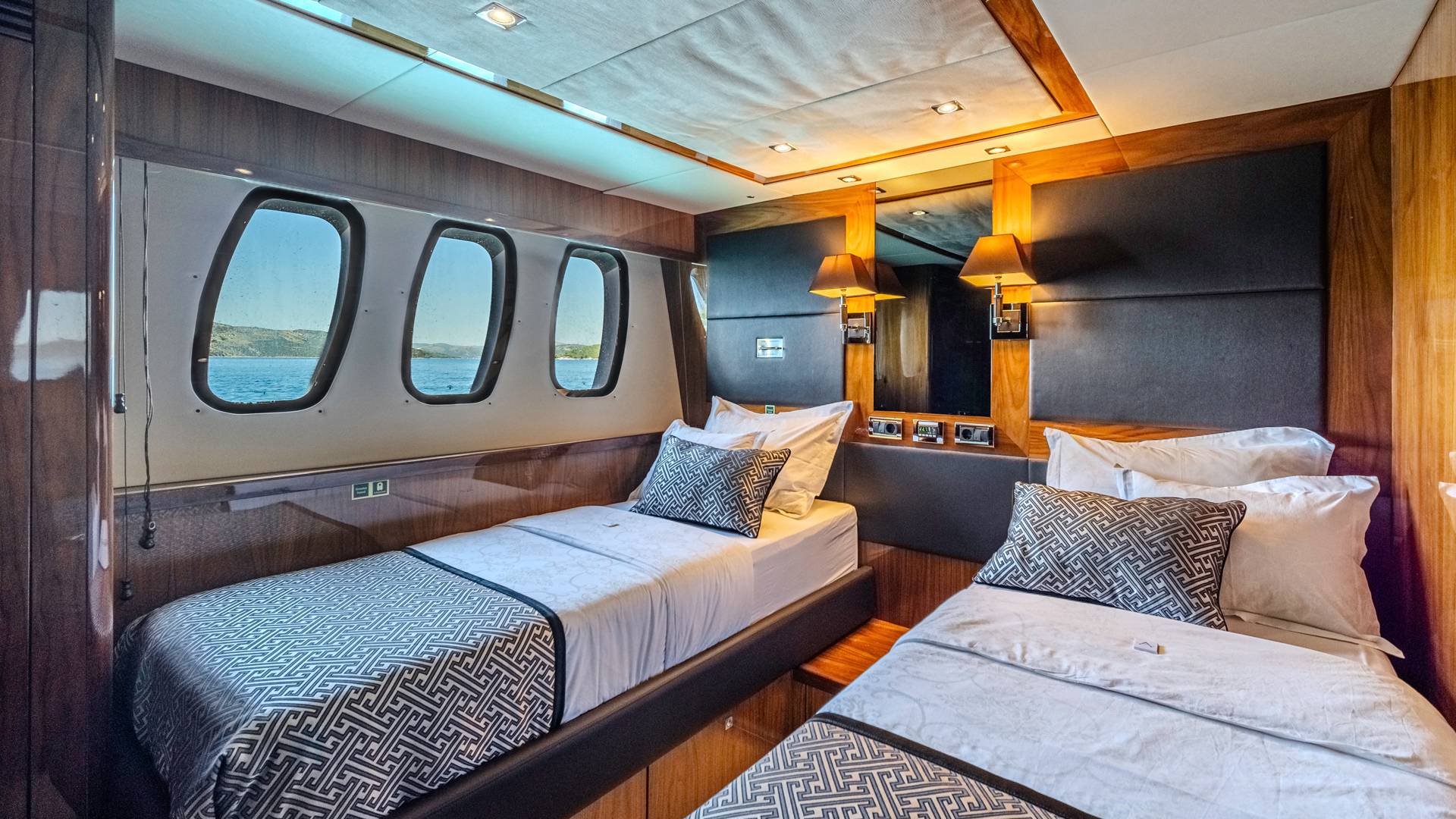 Sunseeker 34m - 3