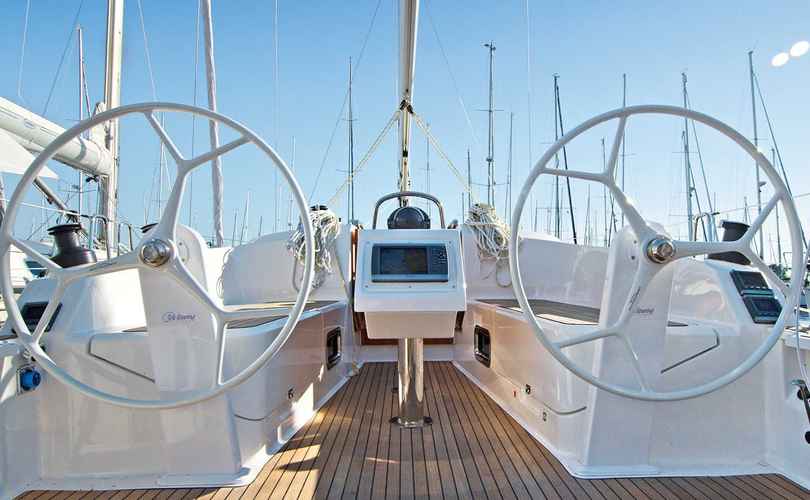 Bavaria Cruiser 37