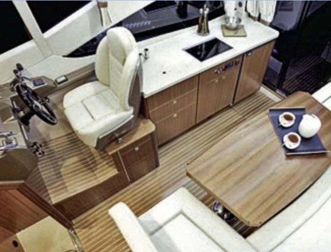 Galeon 350 HTC - 2