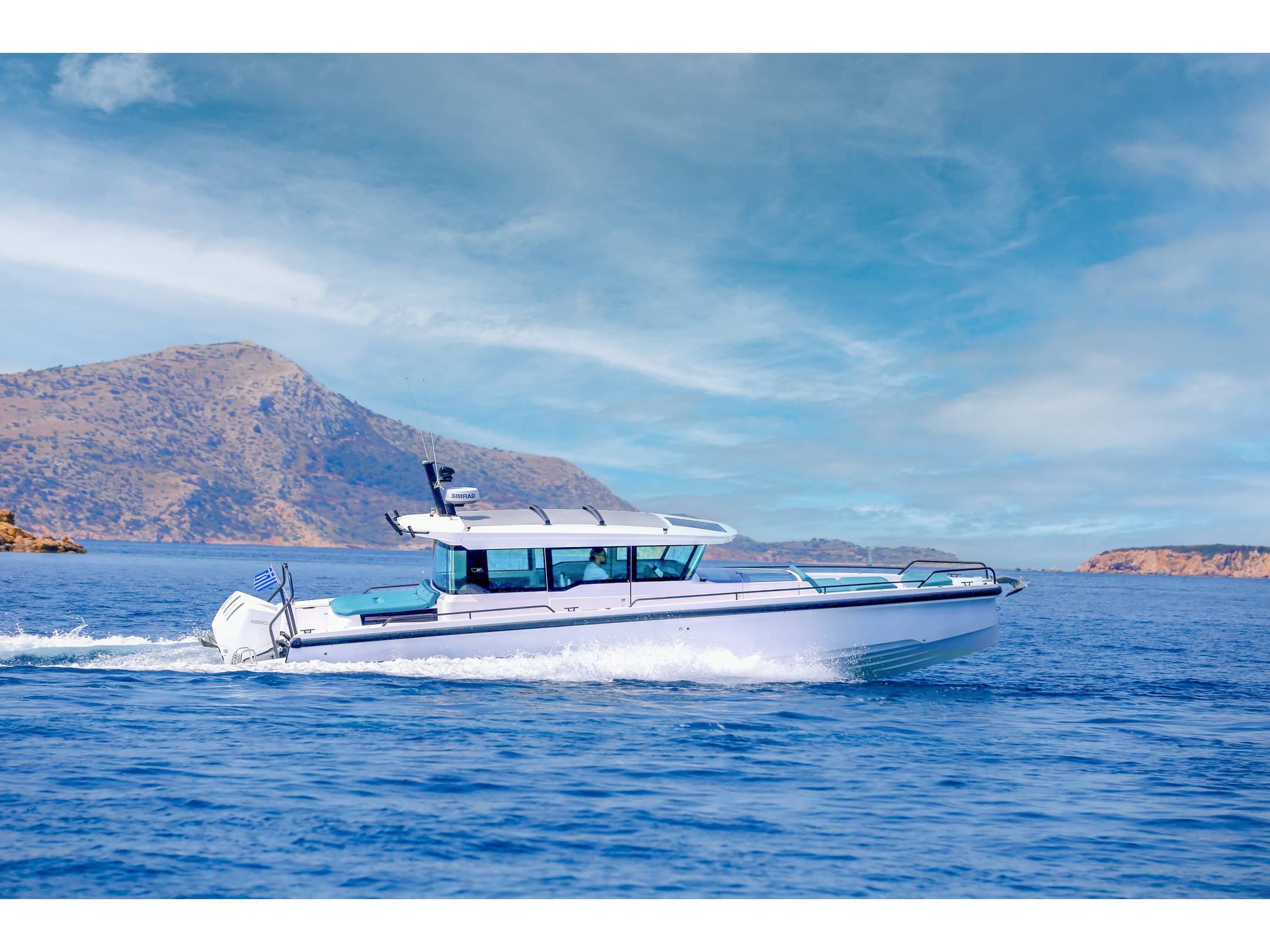 Axopar 37 XC Cross Cabin - 2