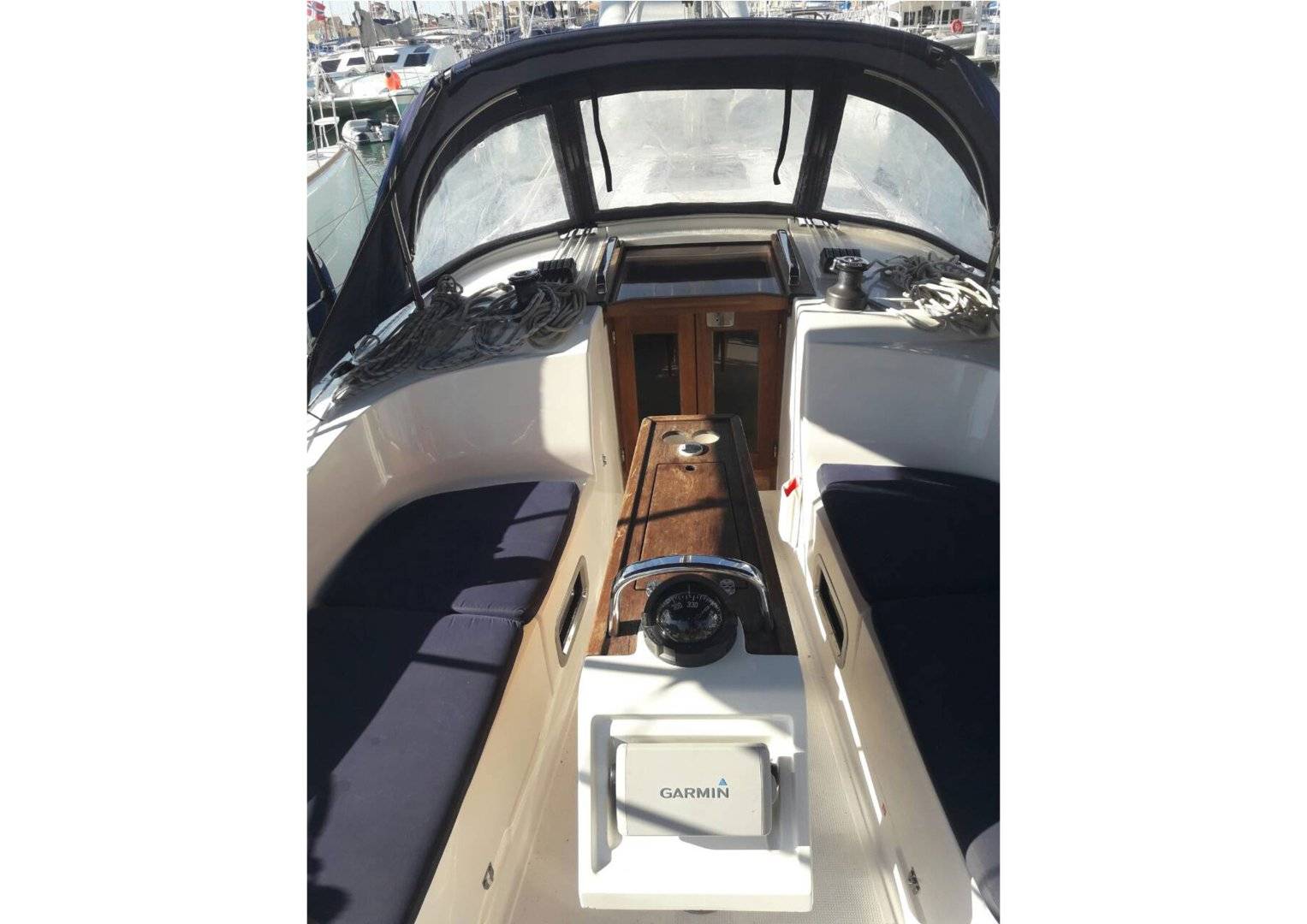 Bavaria 37 Cruiser - 5
