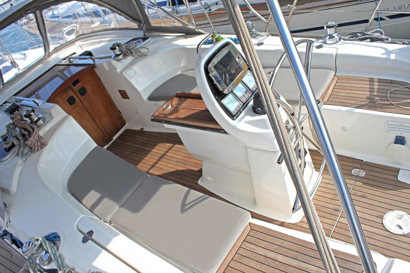 Bavaria 38 Cruiser - 4