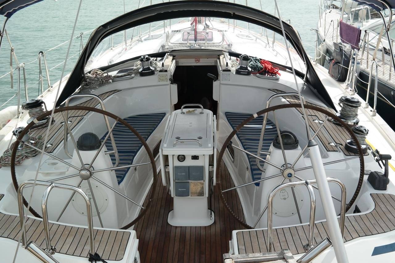 Bavaria 49 - 3
