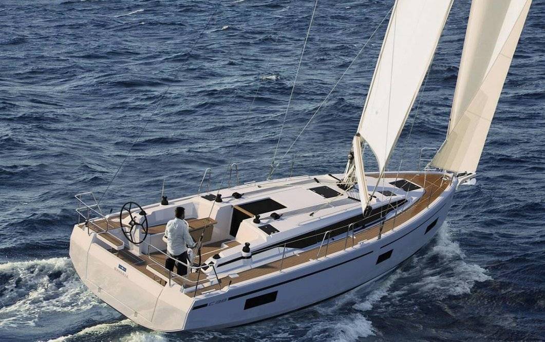 Bavaria C38