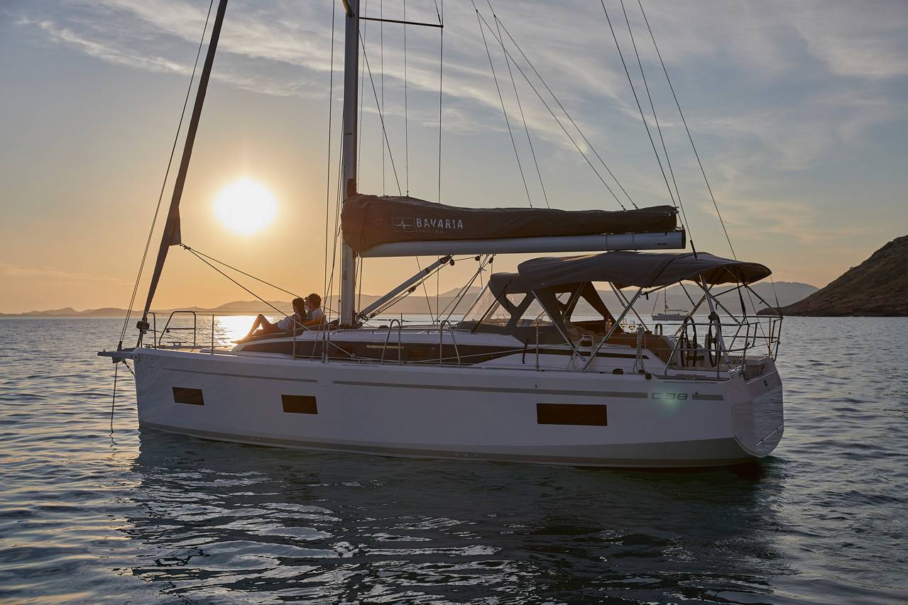 Bavaria C38 - 3