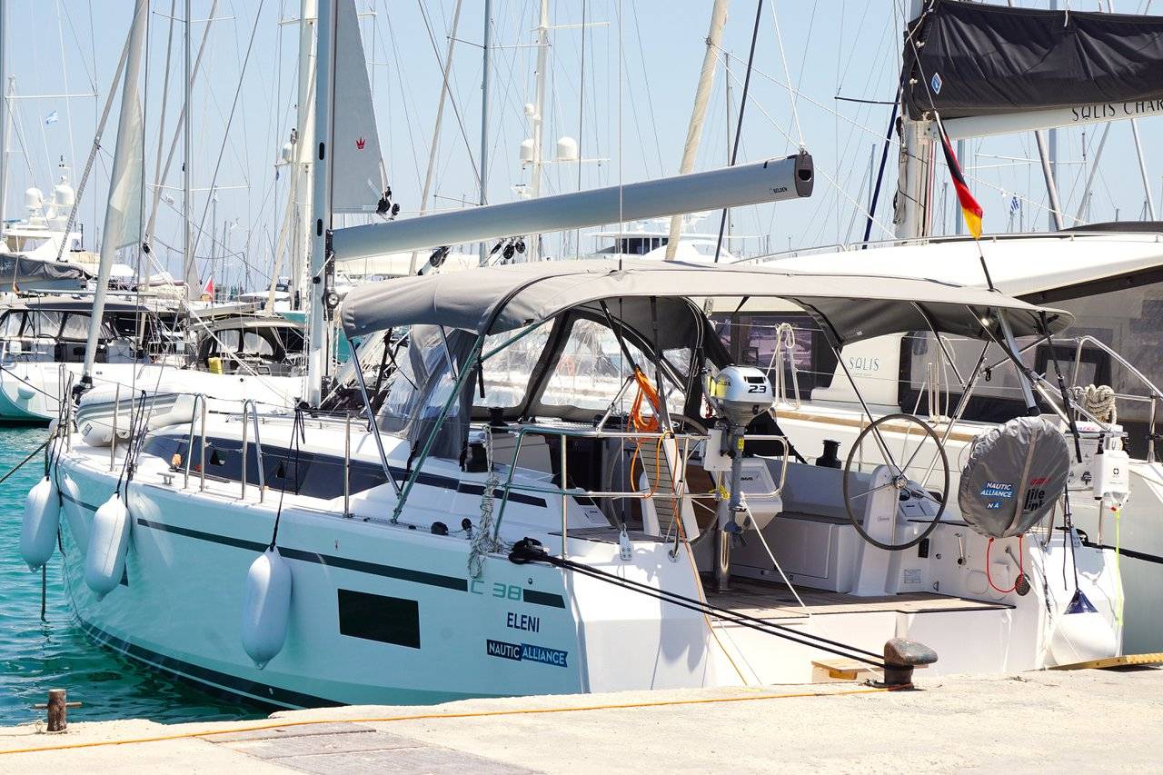 Bavaria C38