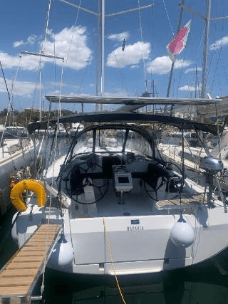 Bavaria C42 - 2