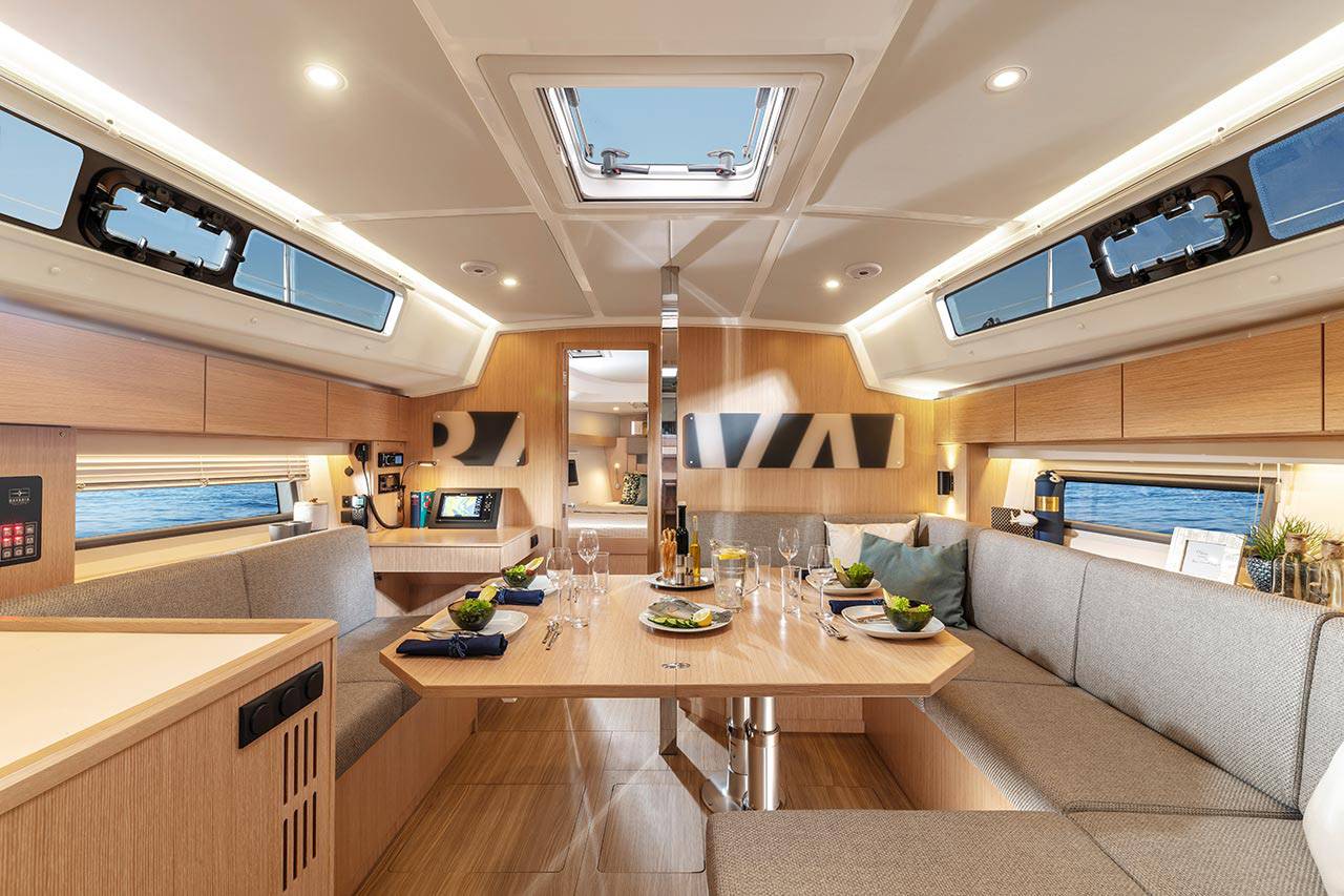 Bavaria C42 - 5