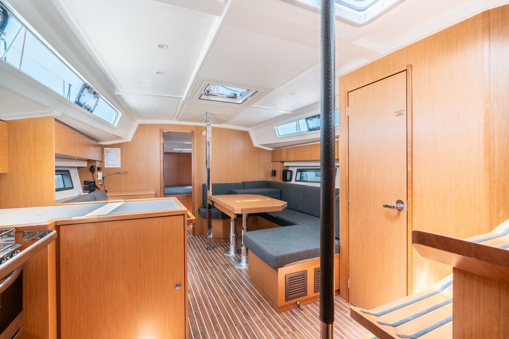 Bavaria C42 - 5