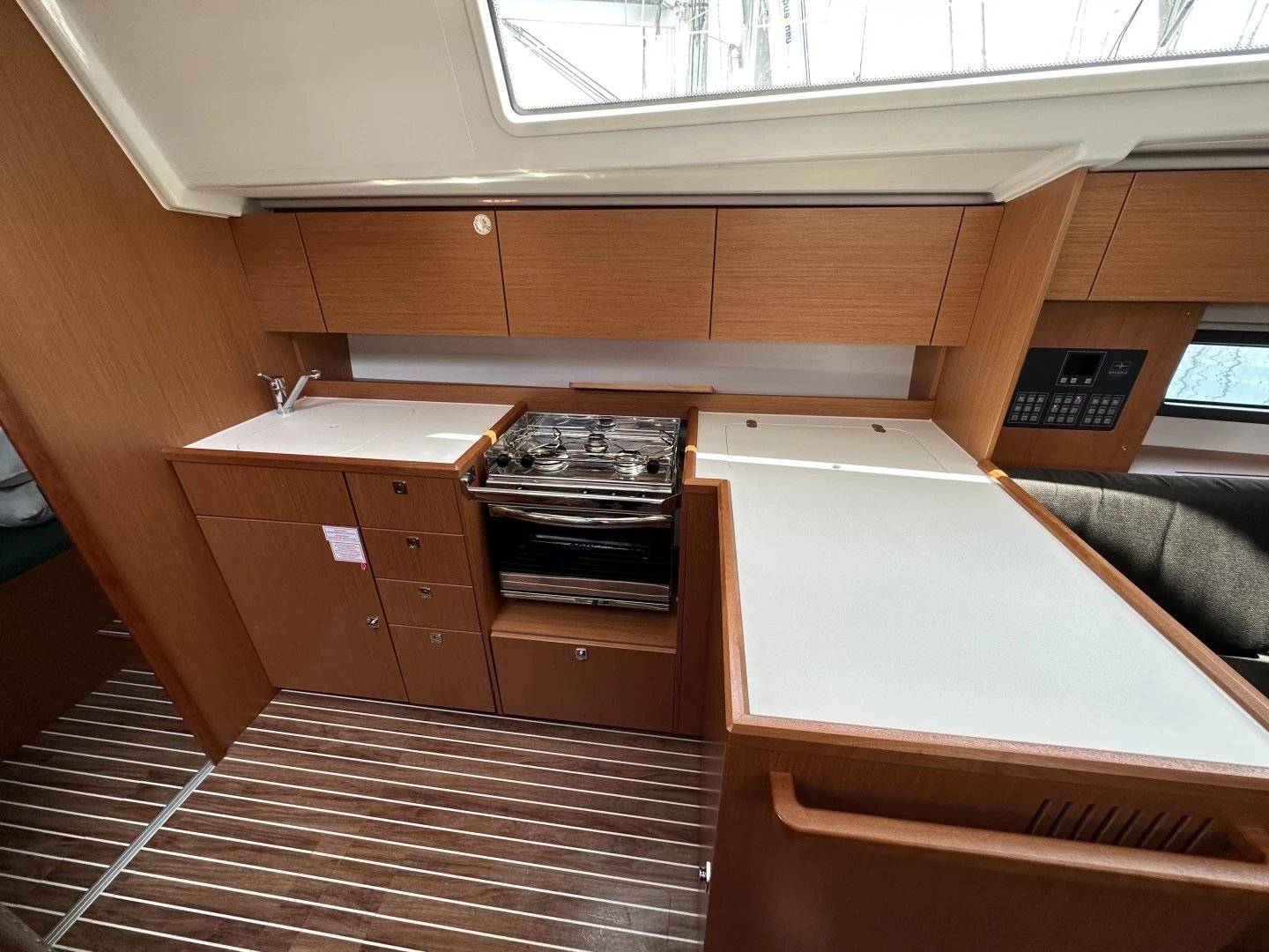 Bavaria C42 - 4