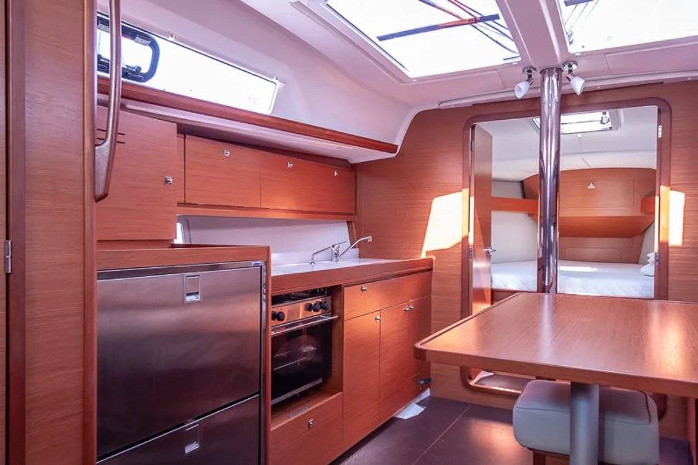 Dufour 382 Grand Large - 4