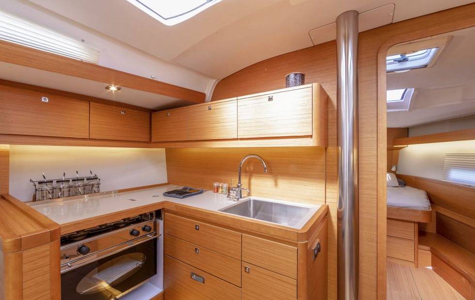 Dufour 430 Grand Large - 4