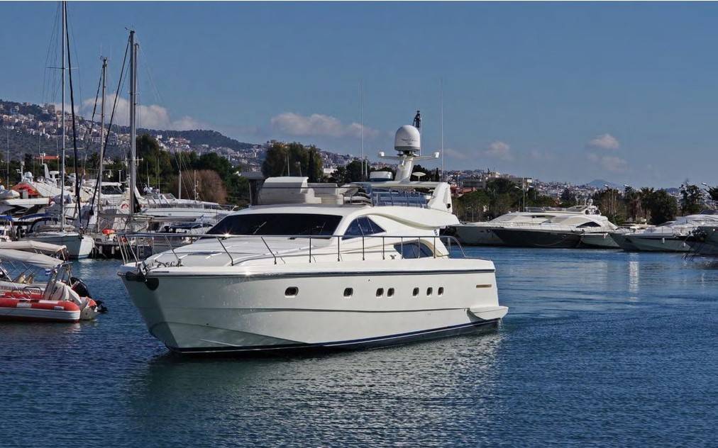 Ferretti 57