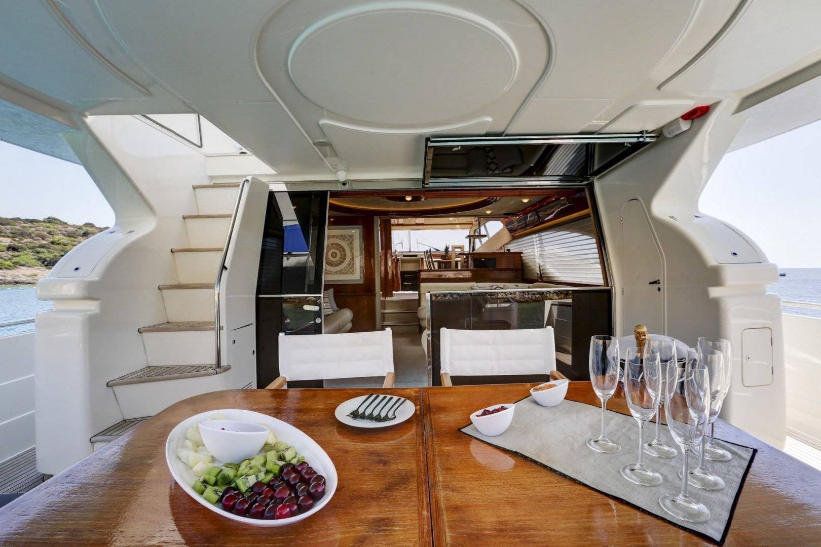 Ferretti 68 - 3