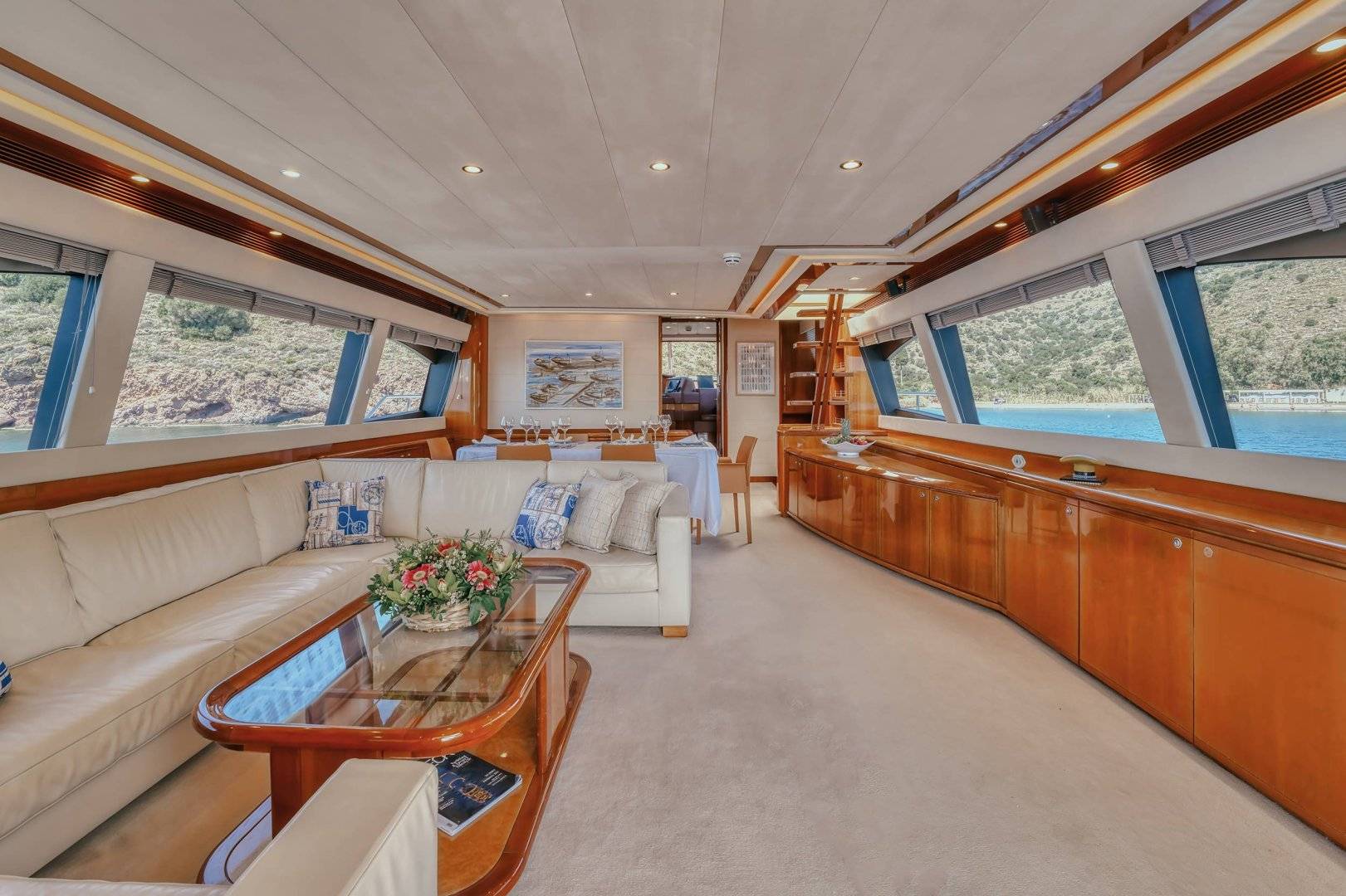 Ferretti 830 - 5