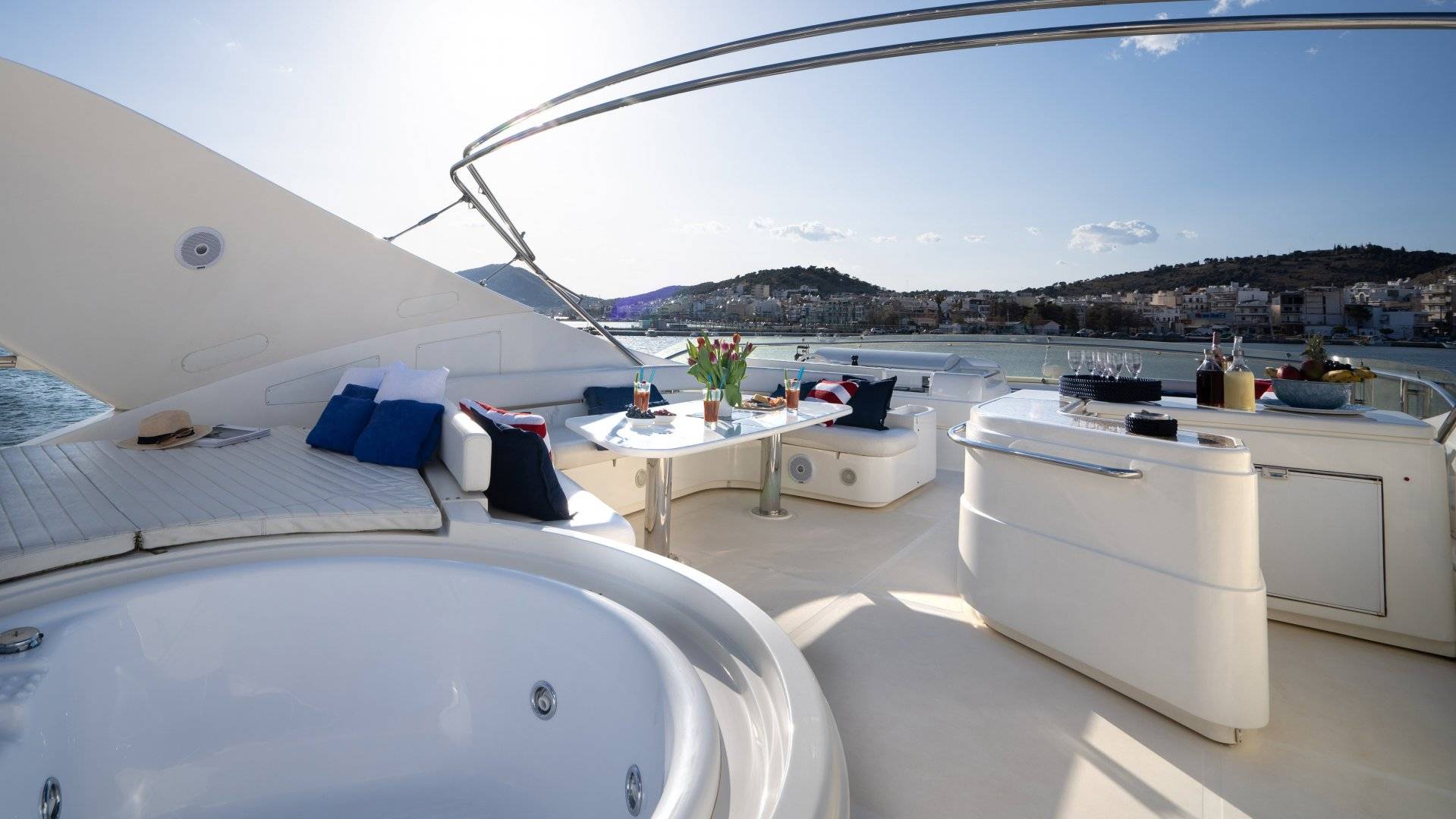 Ferretti 880 - 5