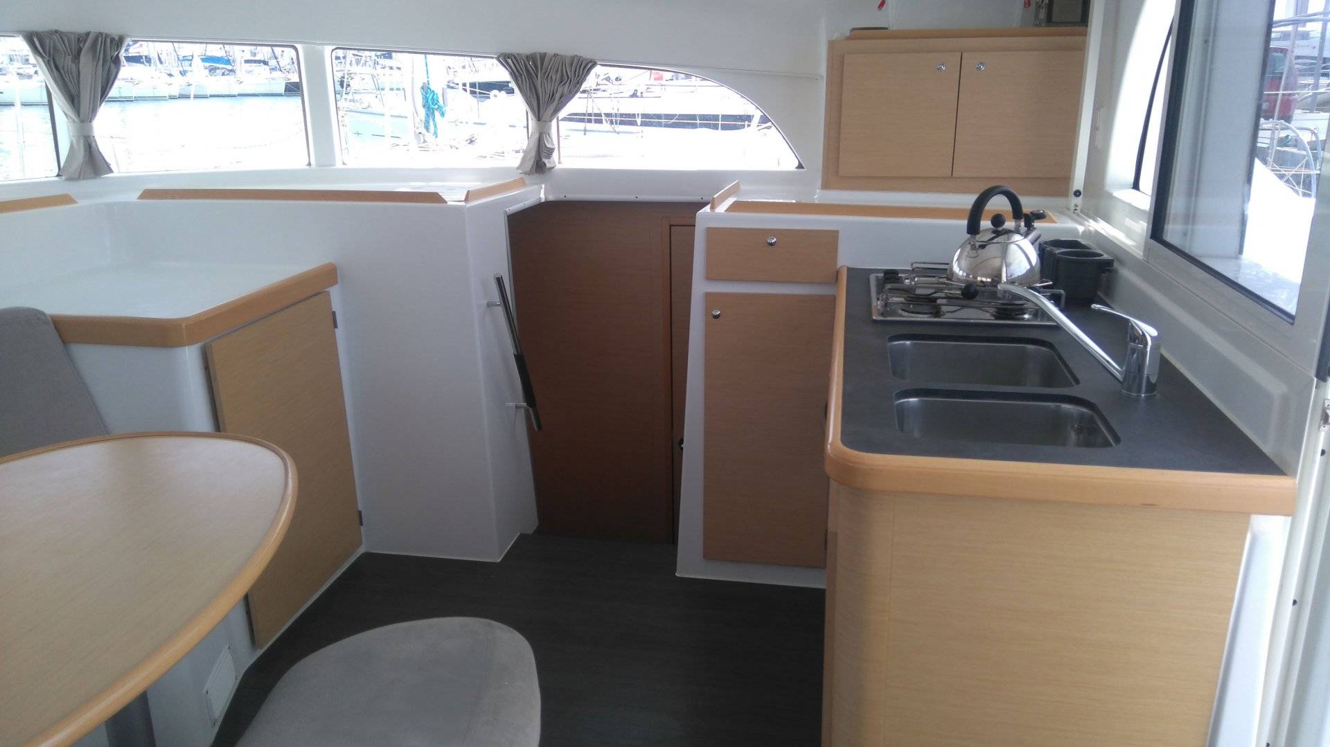 Lagoon 380 - 5