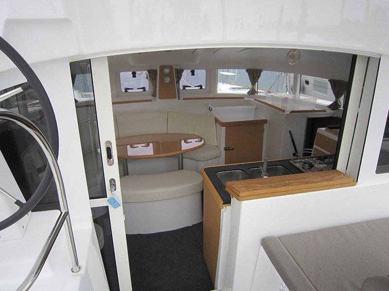 Lagoon 380 - 5