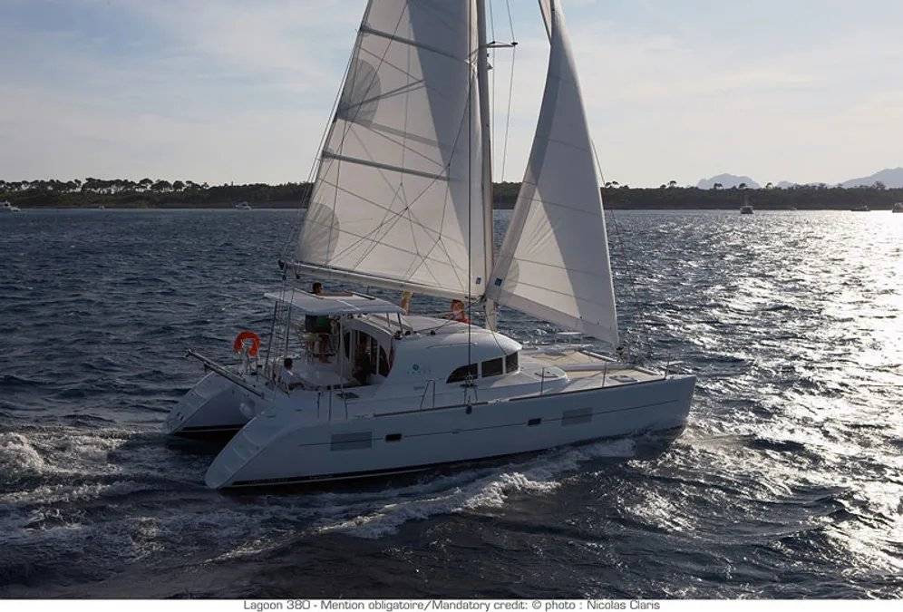 Lagoon 380 S2 - 2