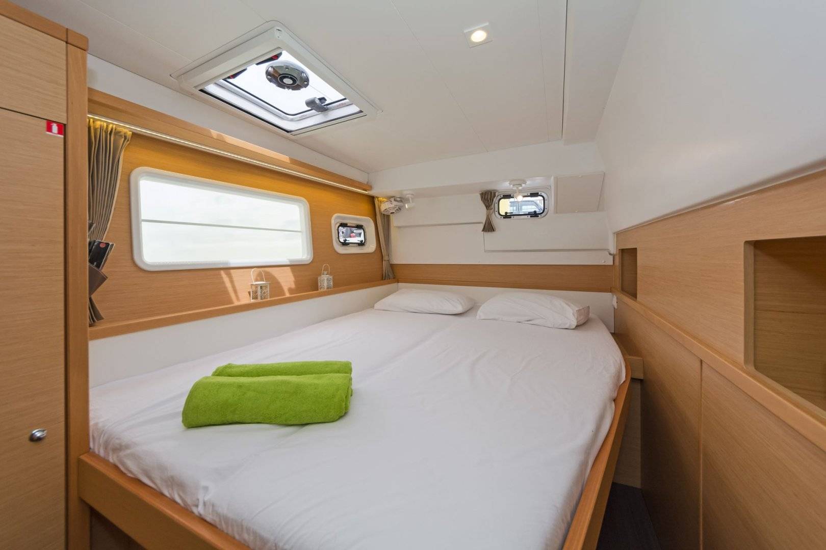 Lagoon 400 S2 - 4