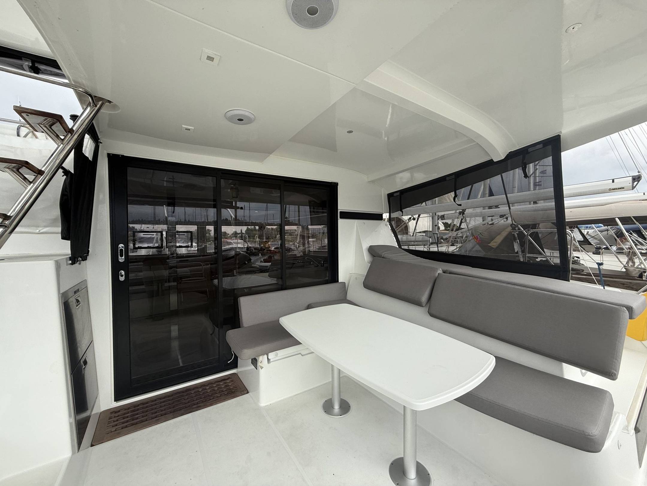 Lagoon 42 - 5