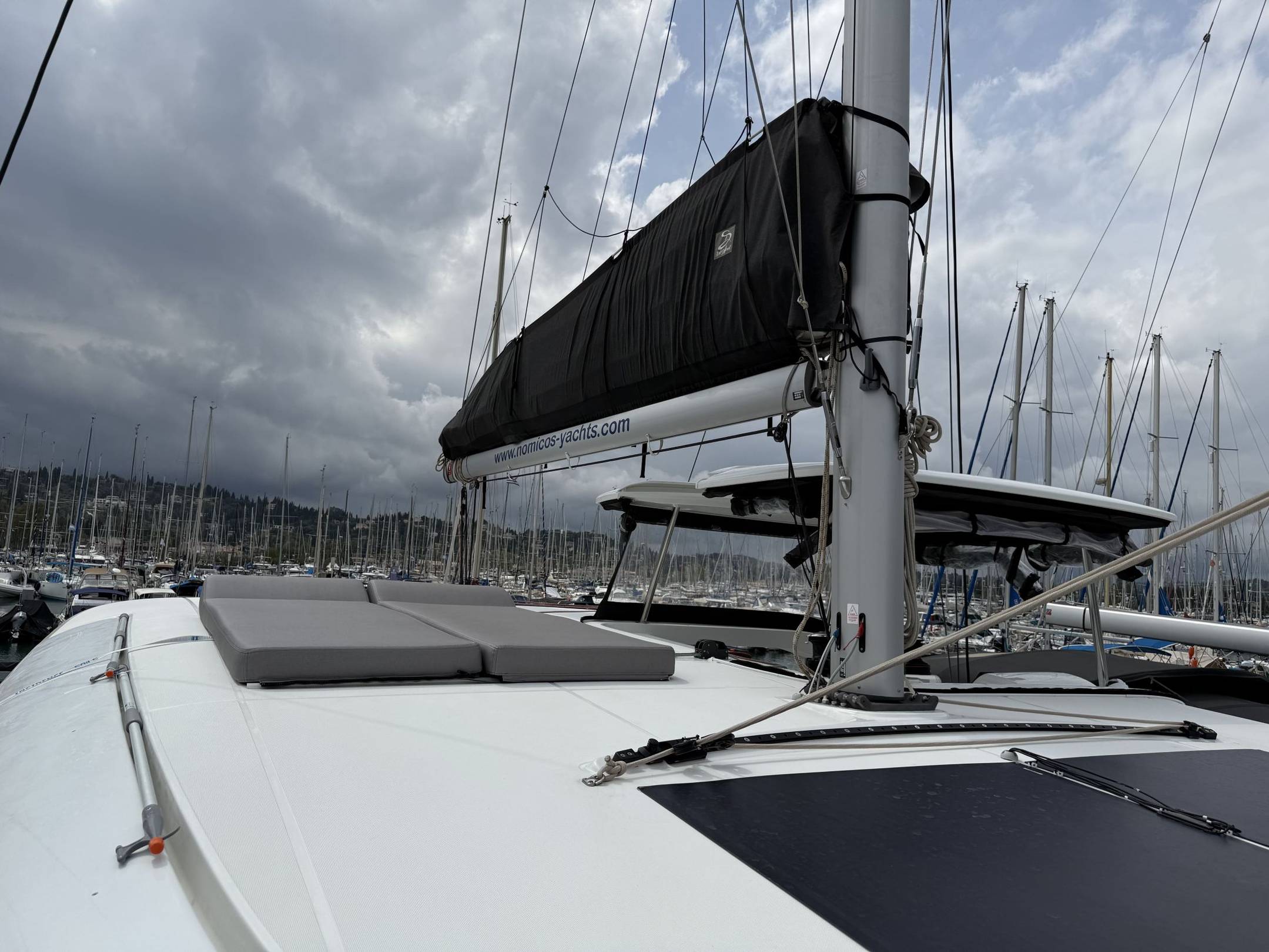 Lagoon 42 - 3