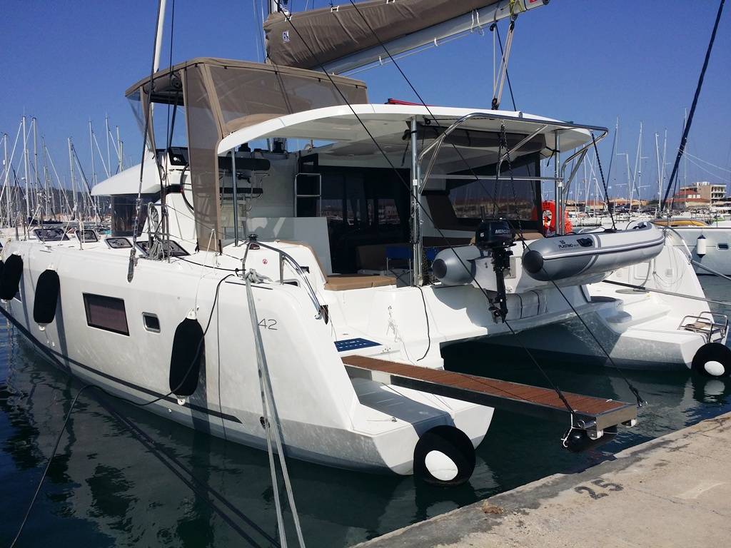 Lagoon 42 - 2