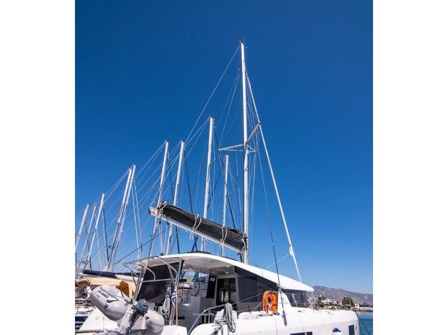 Lagoon 42 - 2