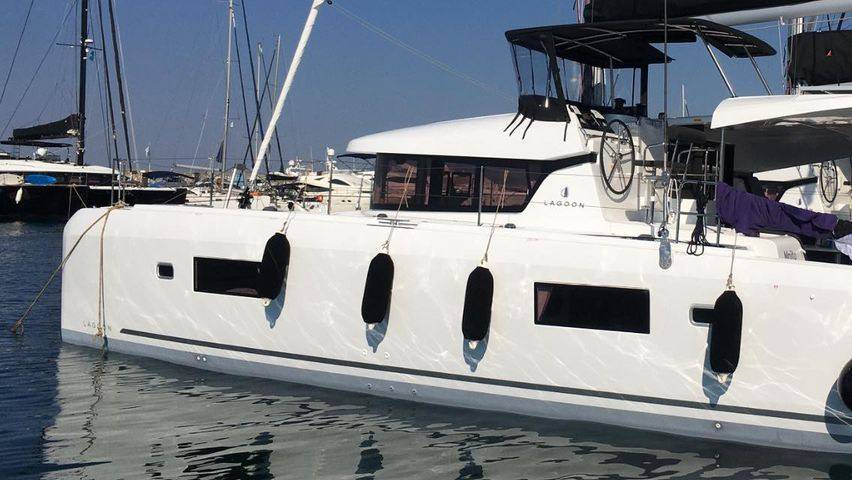 Lagoon 42 - 3
