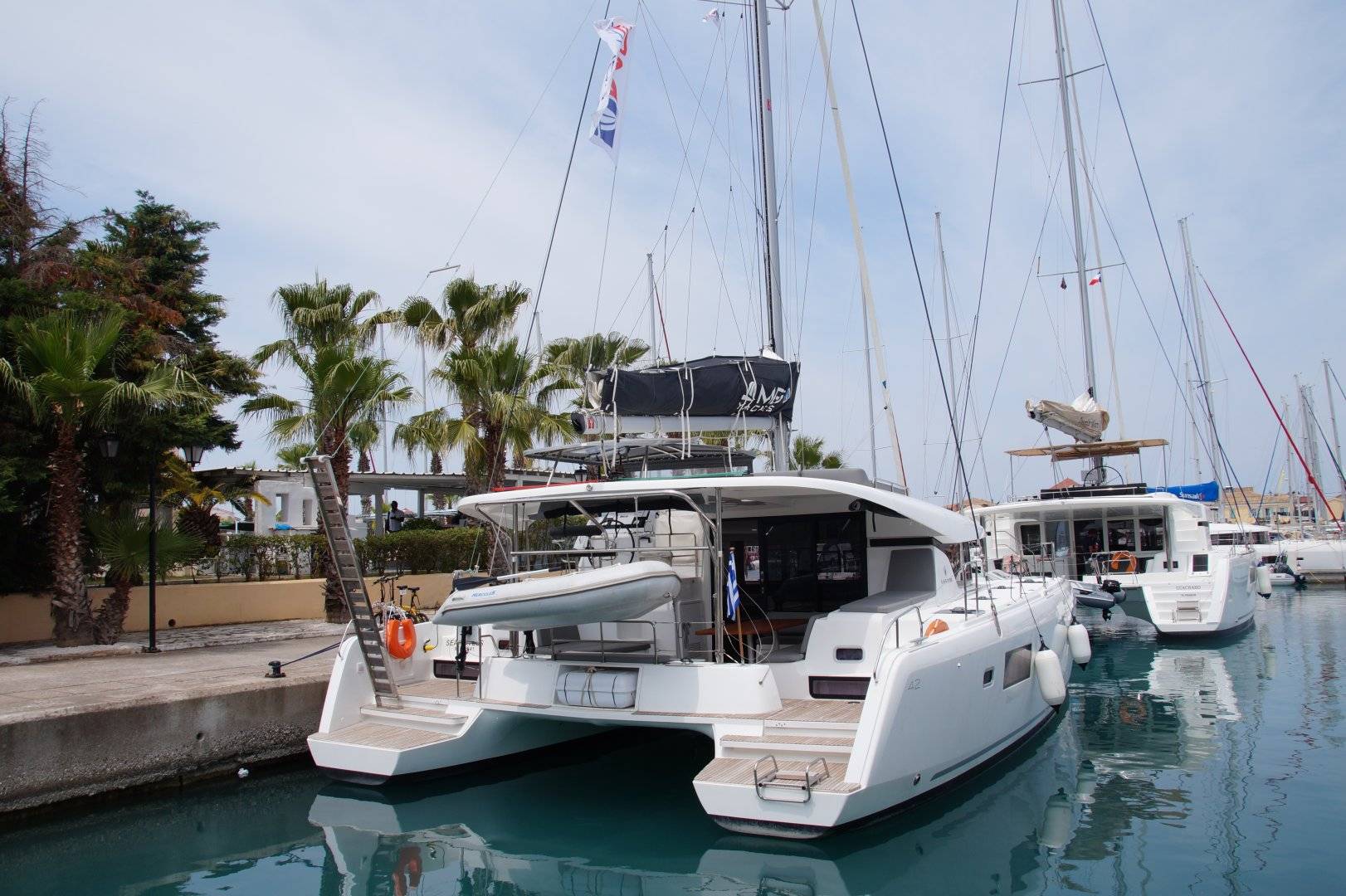 Lagoon 42