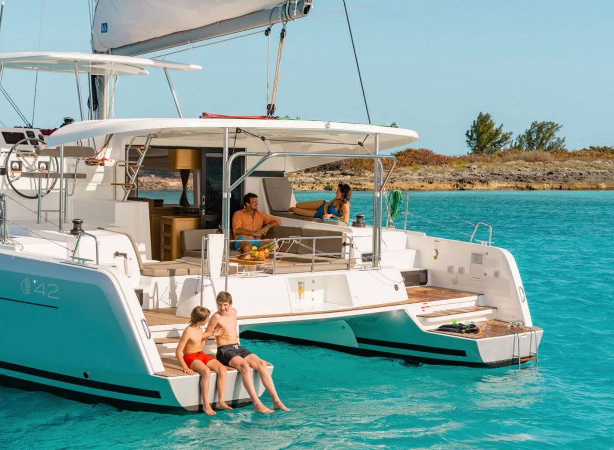 Lagoon 42 - 4