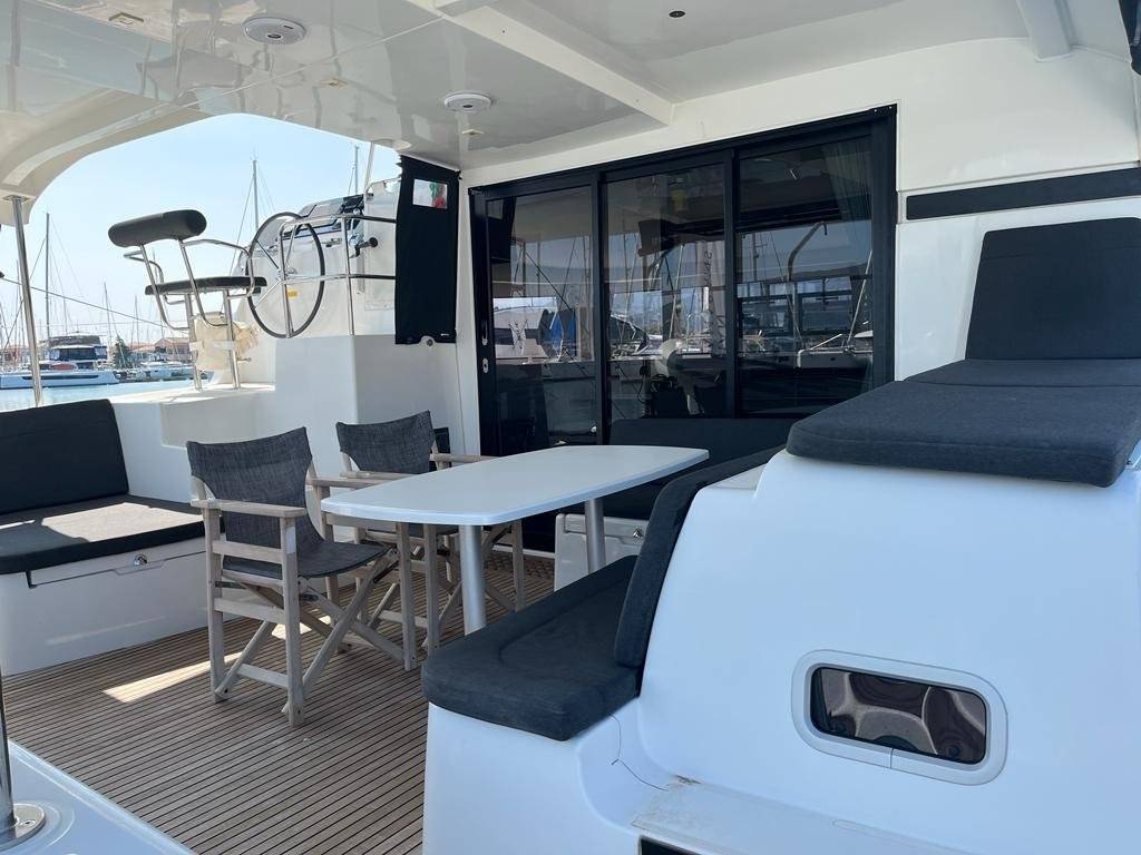 Lagoon 42 - 5