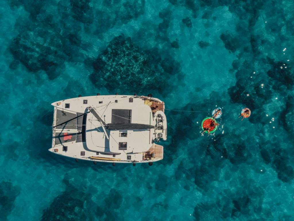 Lagoon 42 - 2