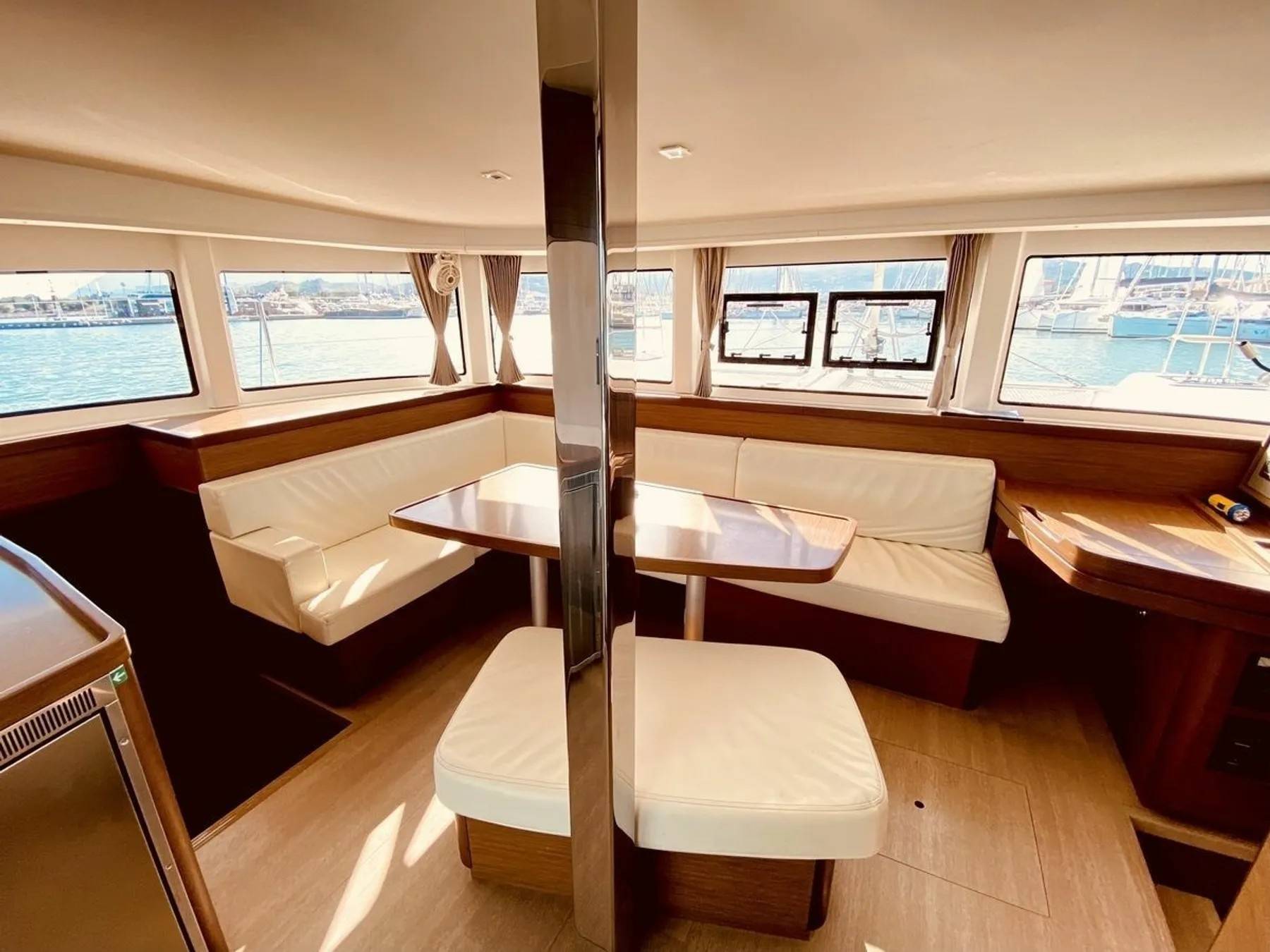 Lagoon 42 - 2