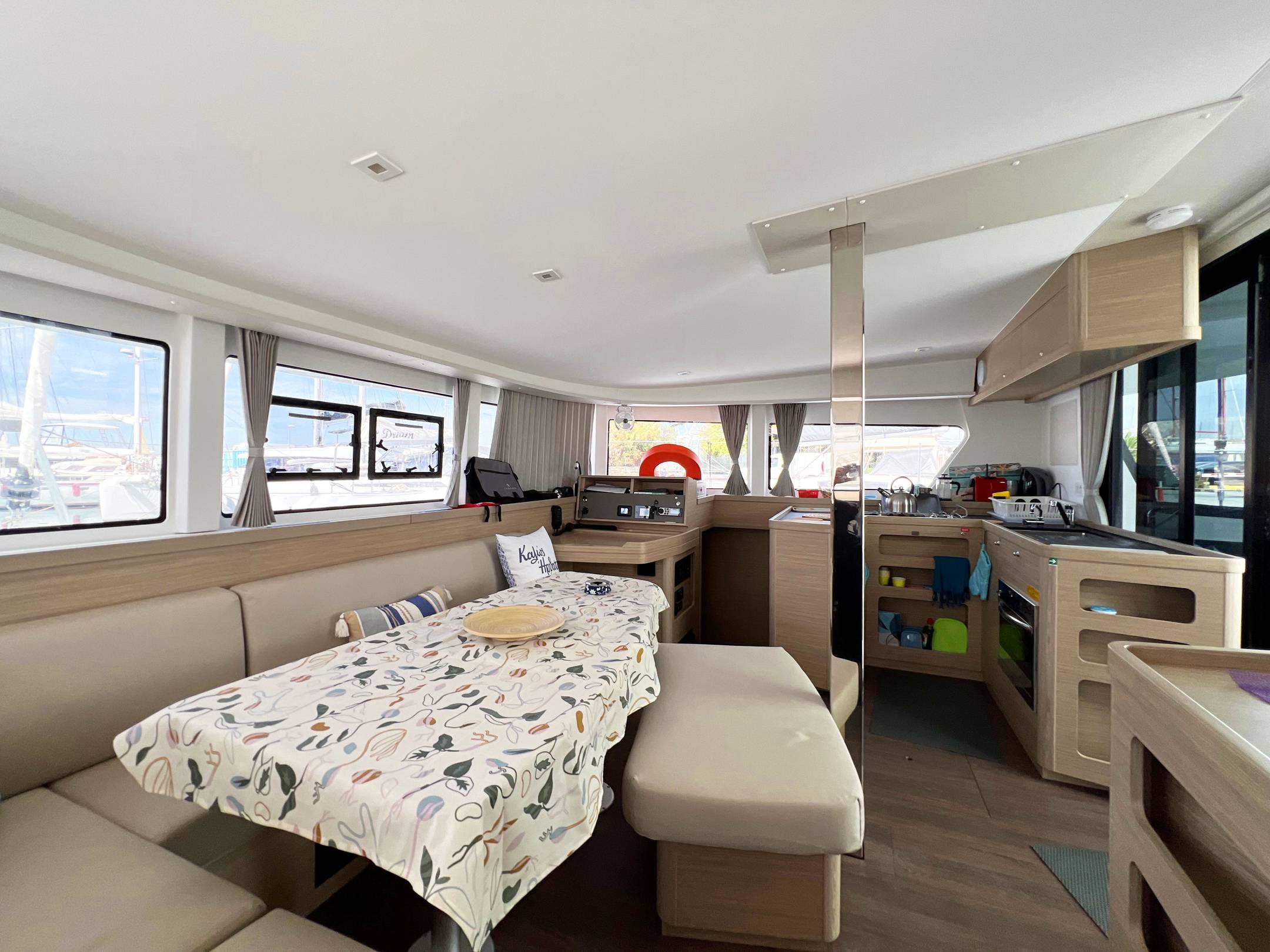 Lagoon 42 - 5