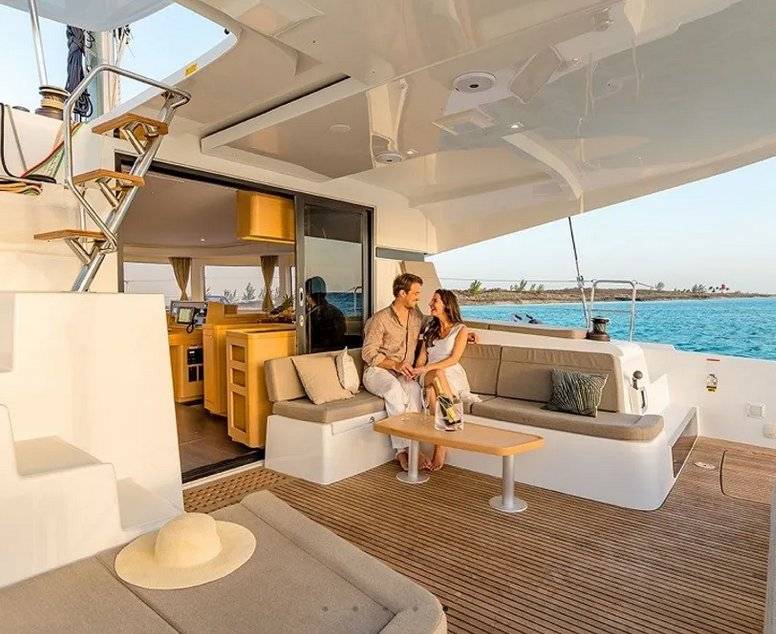 Lagoon 42 - 4