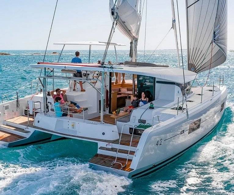 Lagoon 42 - 3
