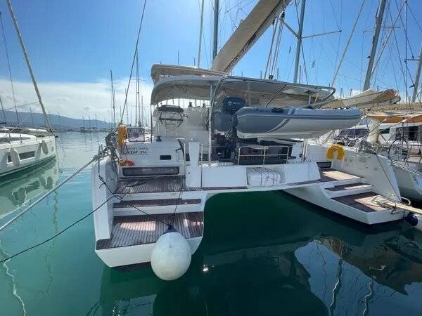 Lagoon 42 - 2